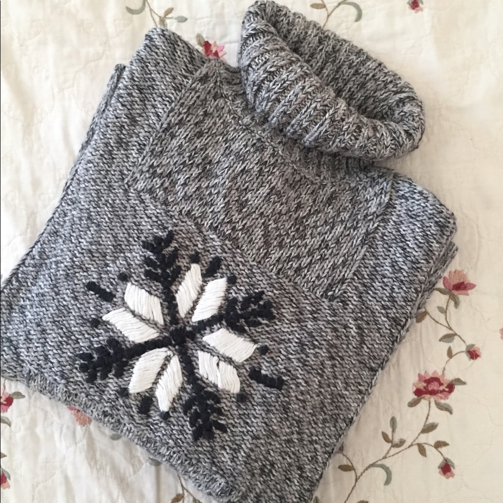 Sag harbor Snow Flake Detail knit sweater